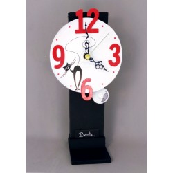 20. Reloj redondo péndulo con soporte o para pared 12x26cm. Fredy